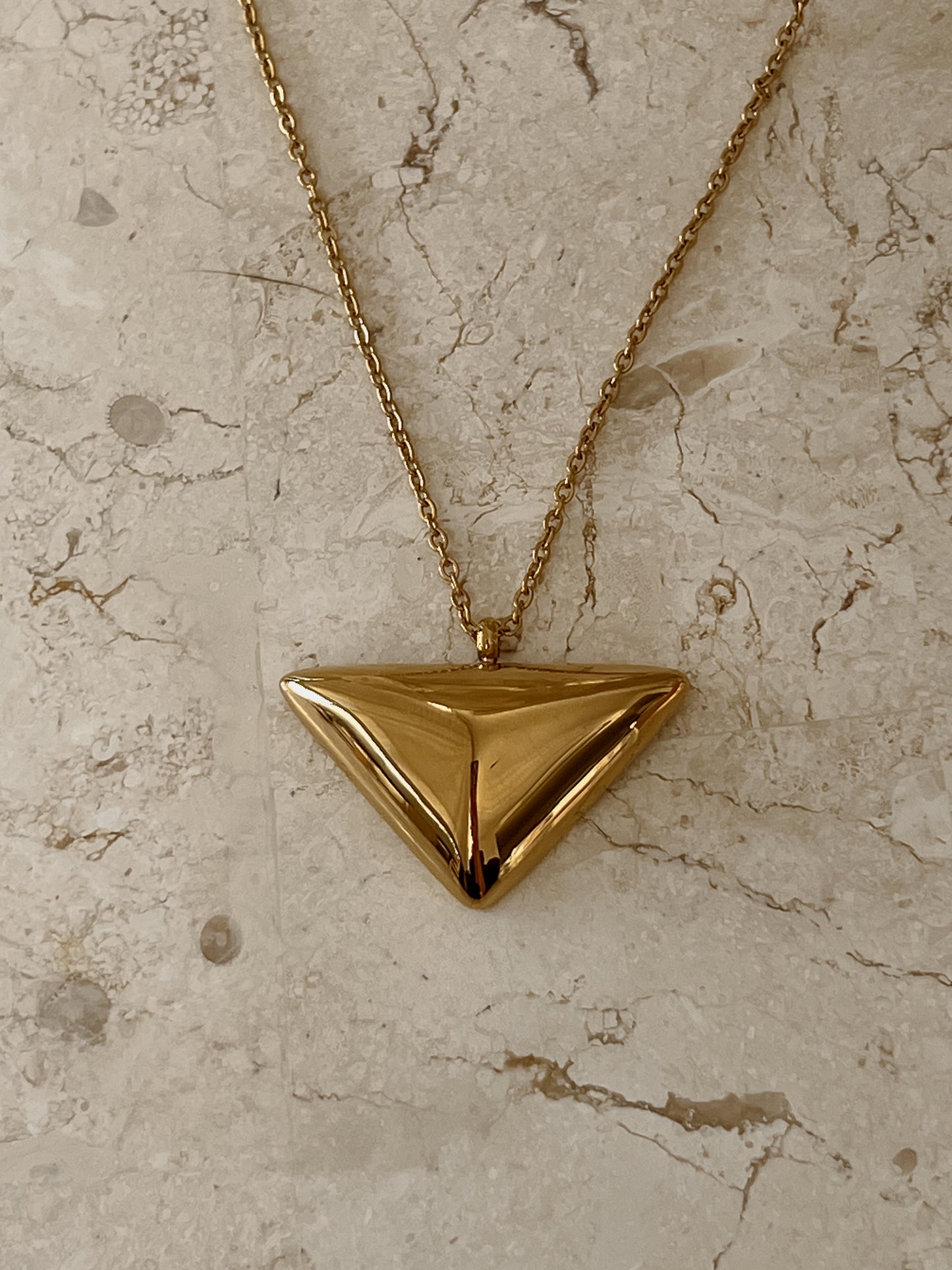 Vera Necklace