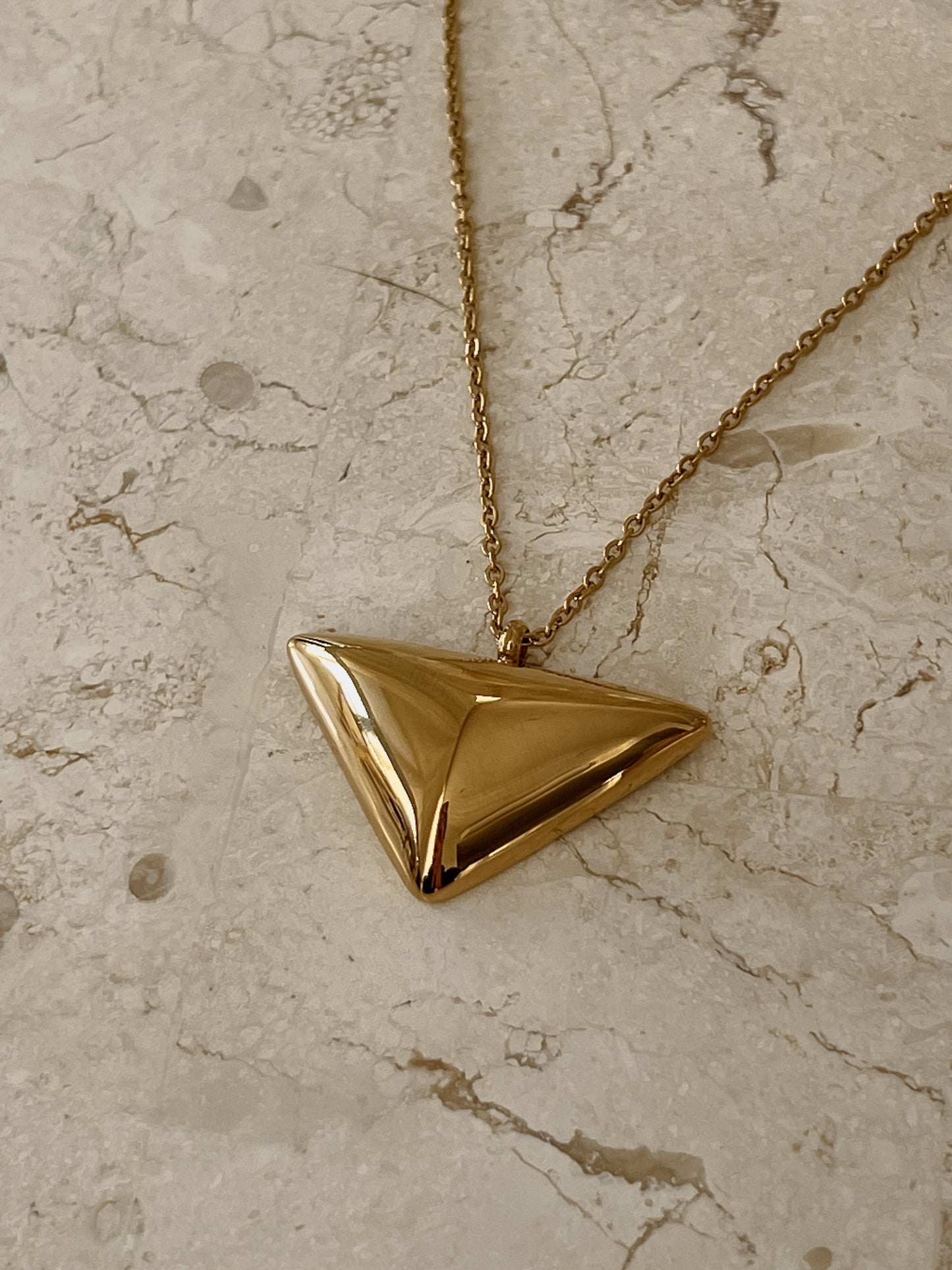 Vera Necklace