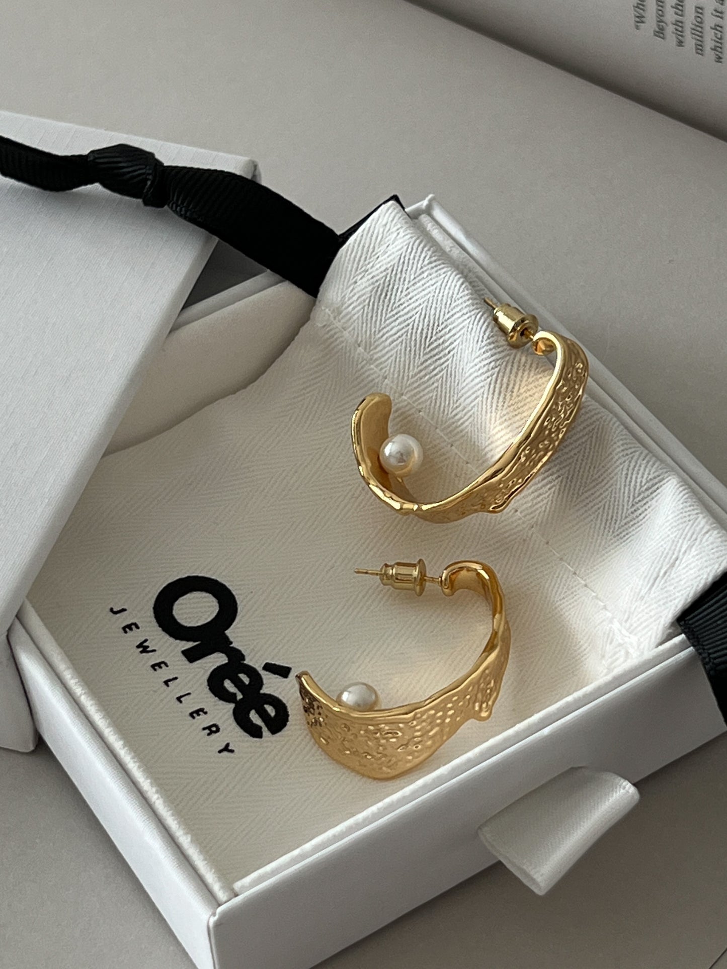 Helena Earrings