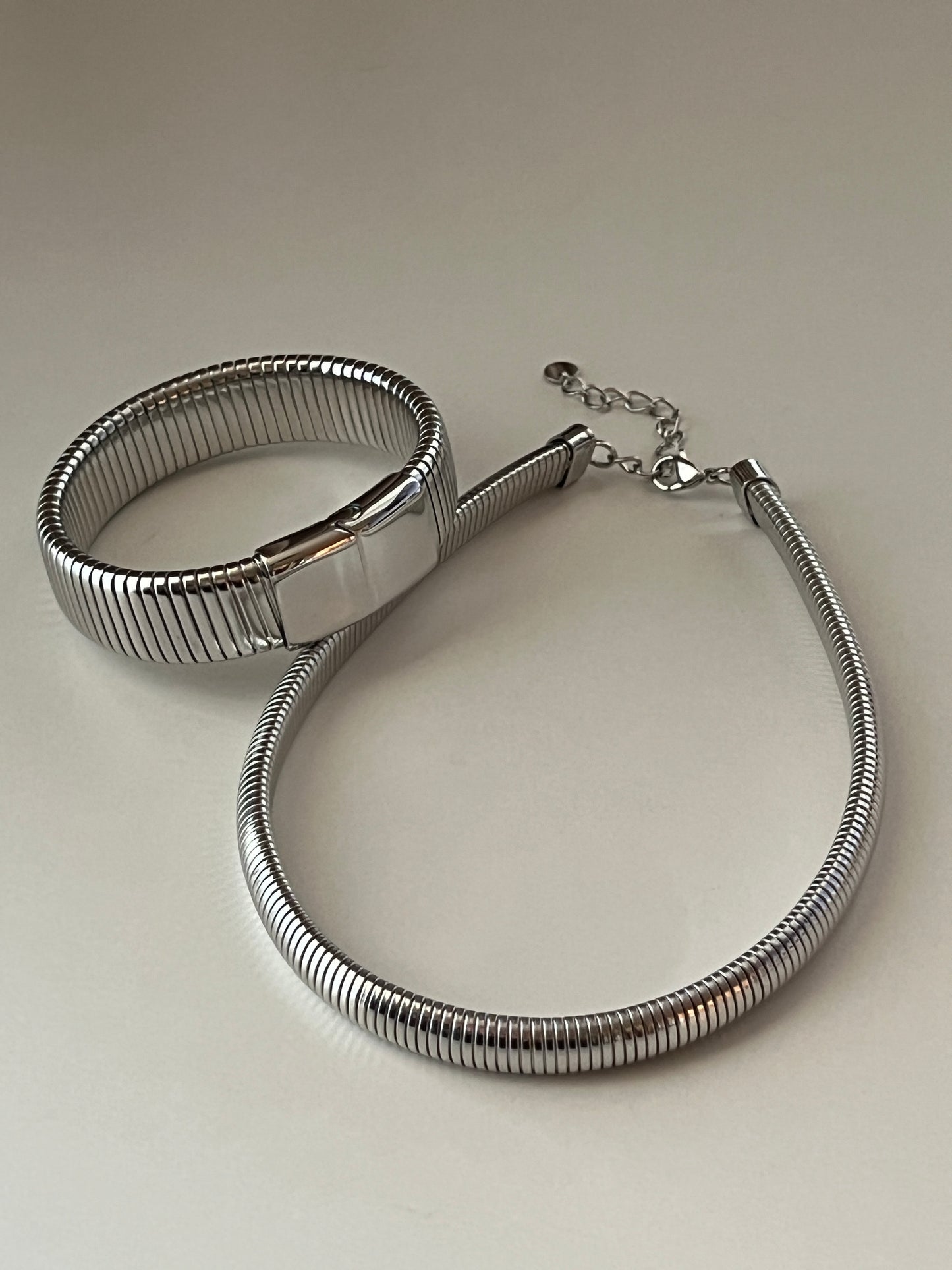 Becky Chocker - Silver