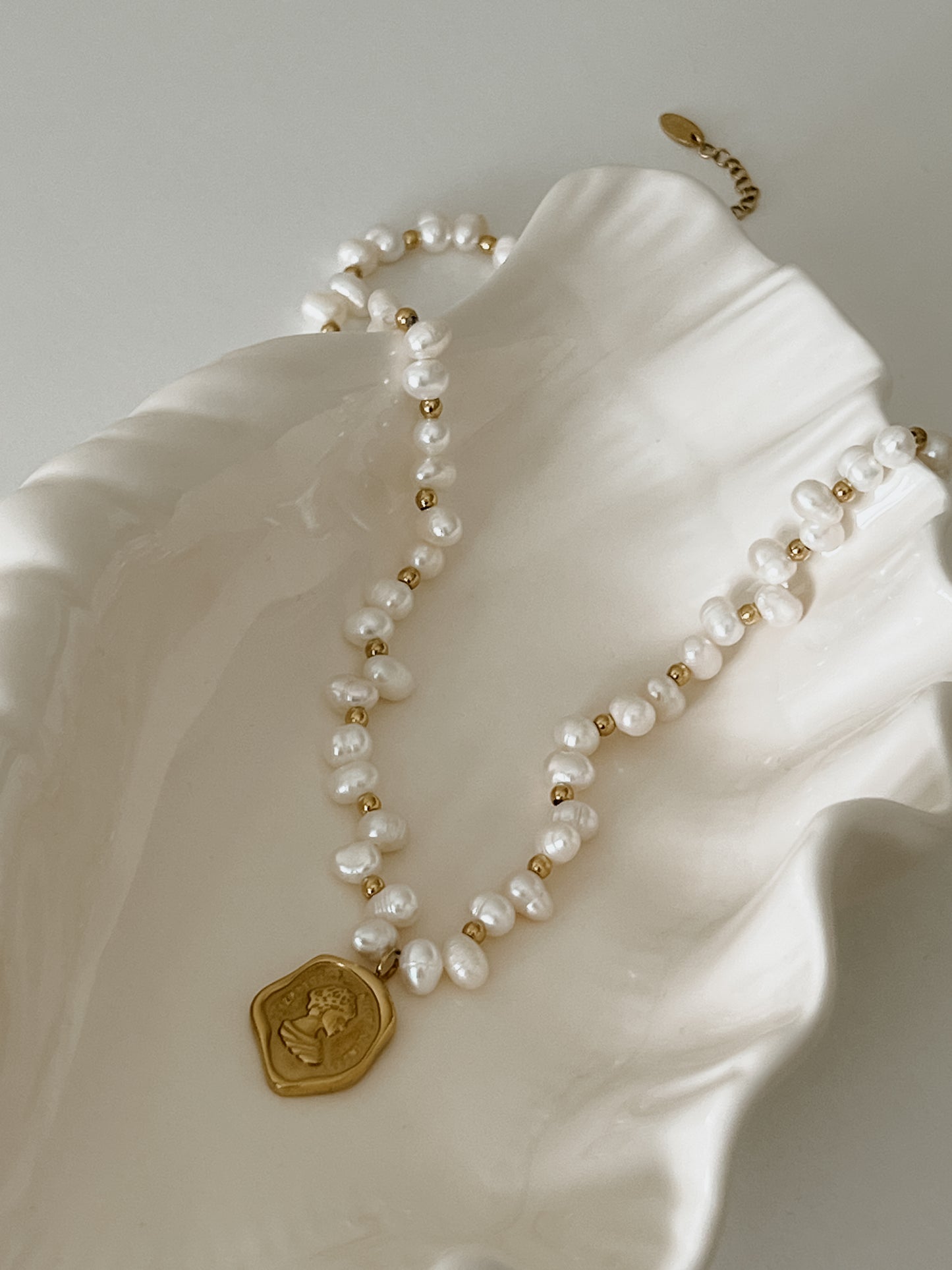 Elizabeth Necklace
