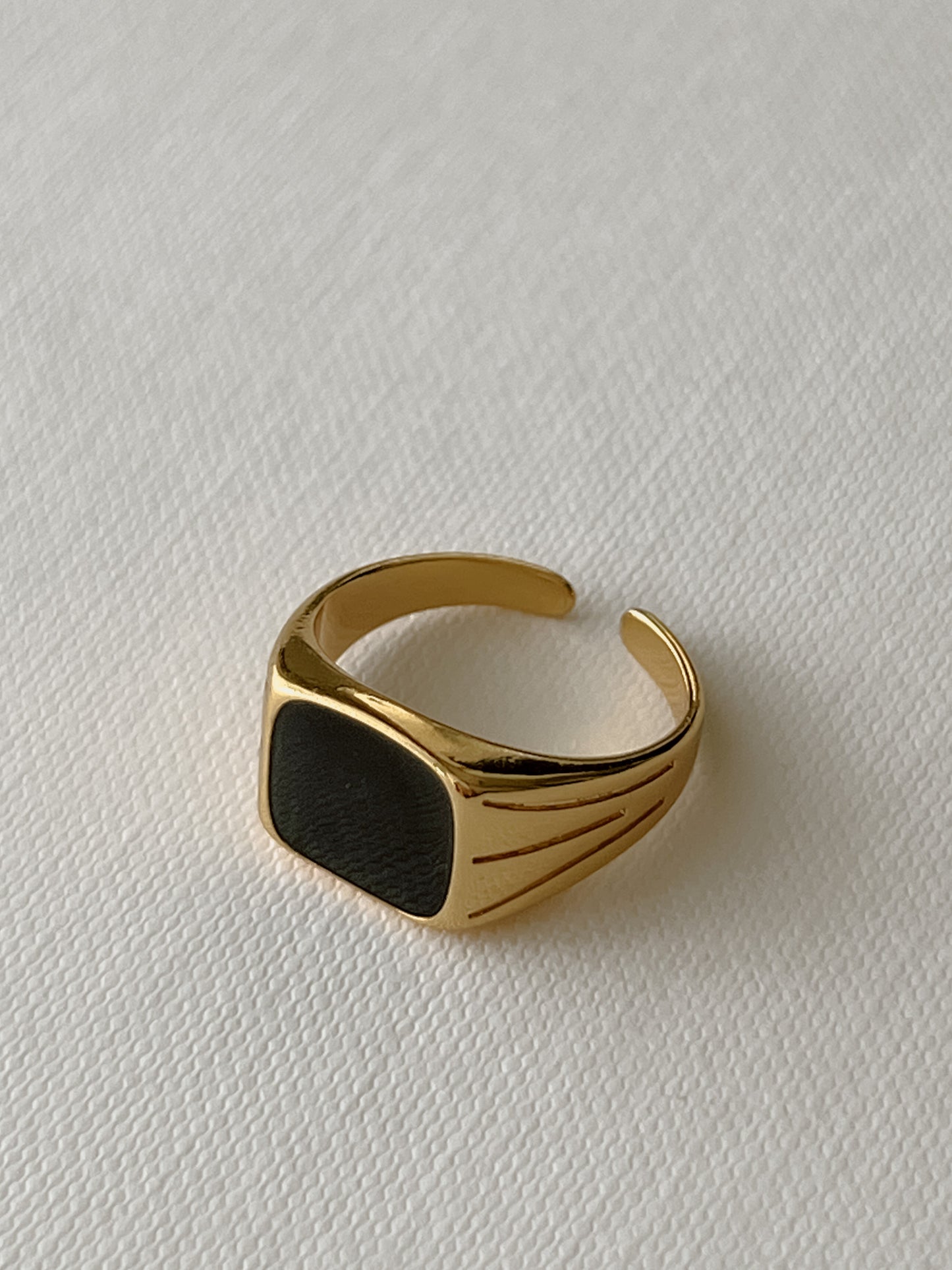 Marni Ring