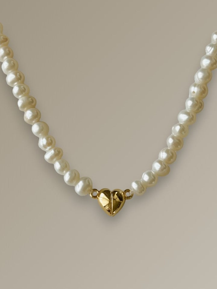 Perla Heart Necklace