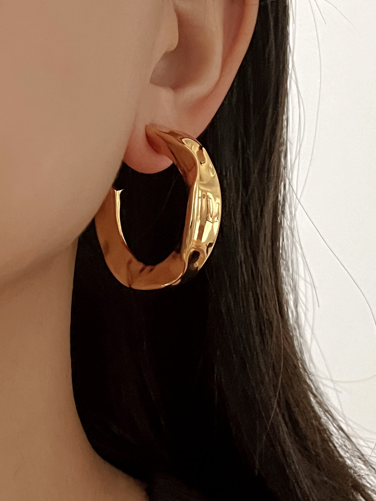 Zuca Hoop Earrings