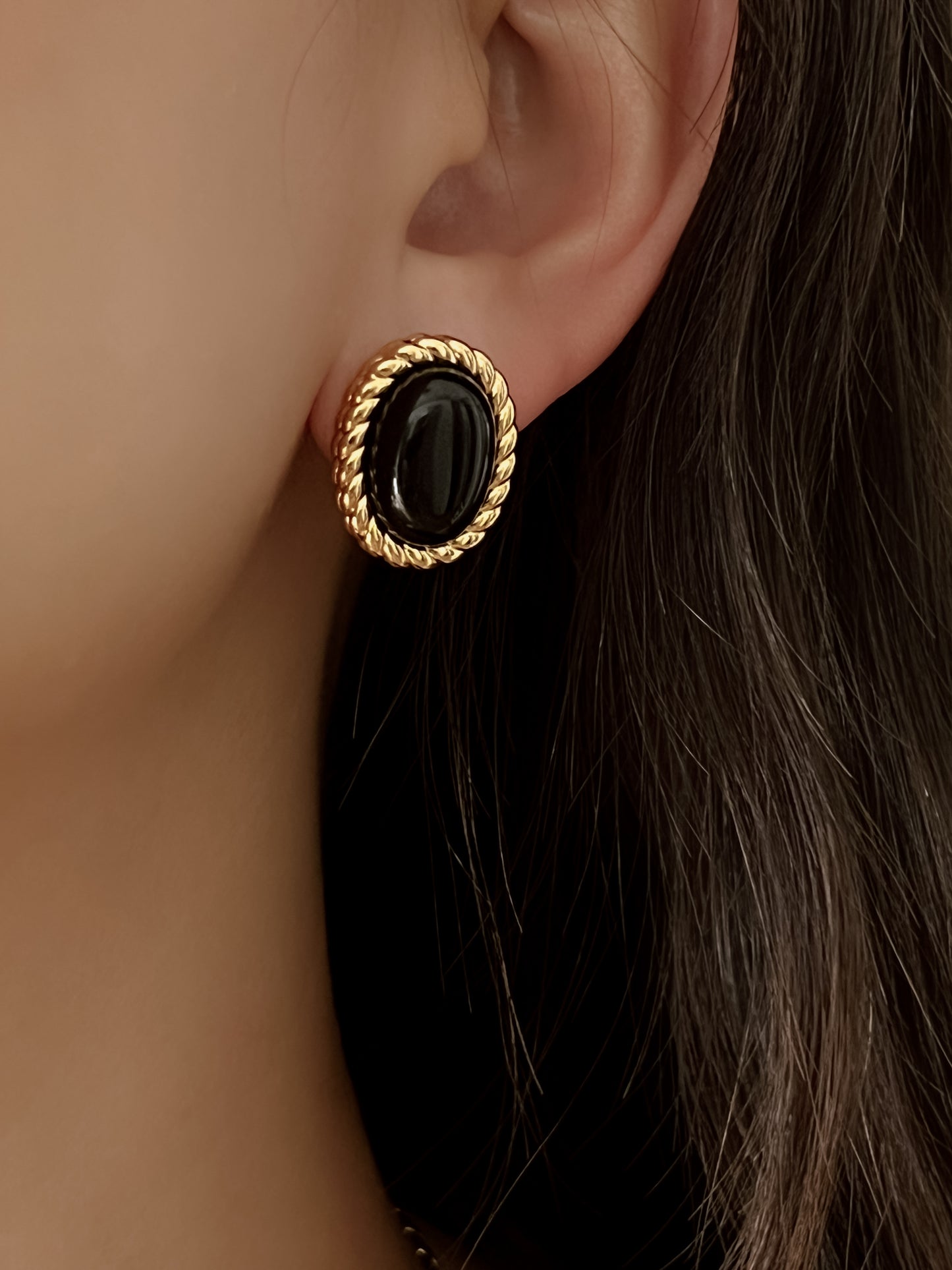 Arina Earrings - Onyx