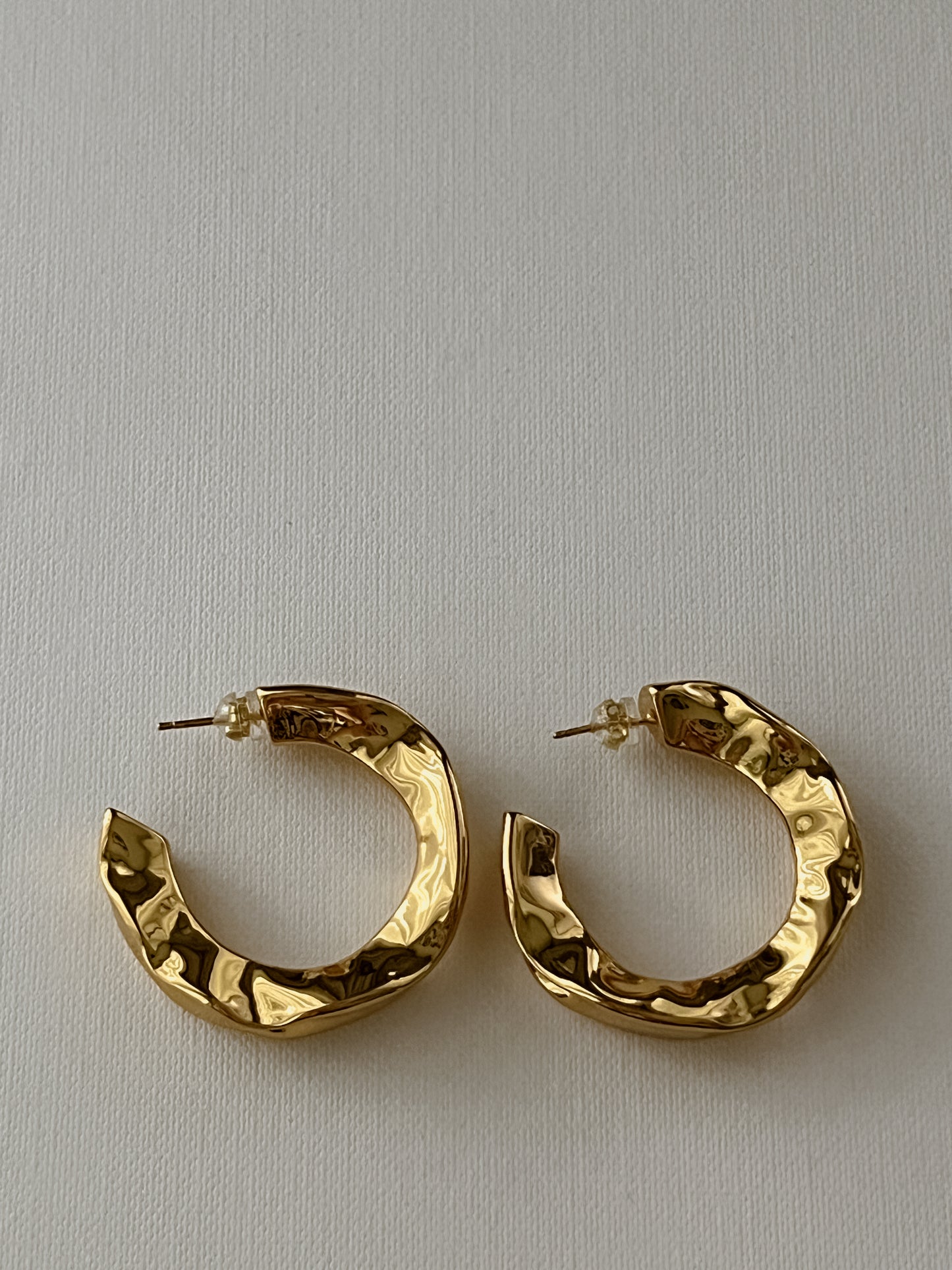 Zuca Hoop Earrings